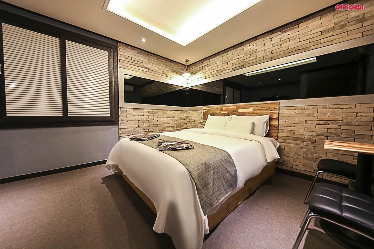 Hotel Parfe Cheonan Exterior photo