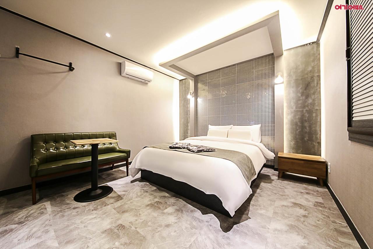 Hotel Parfe Cheonan Exterior photo
