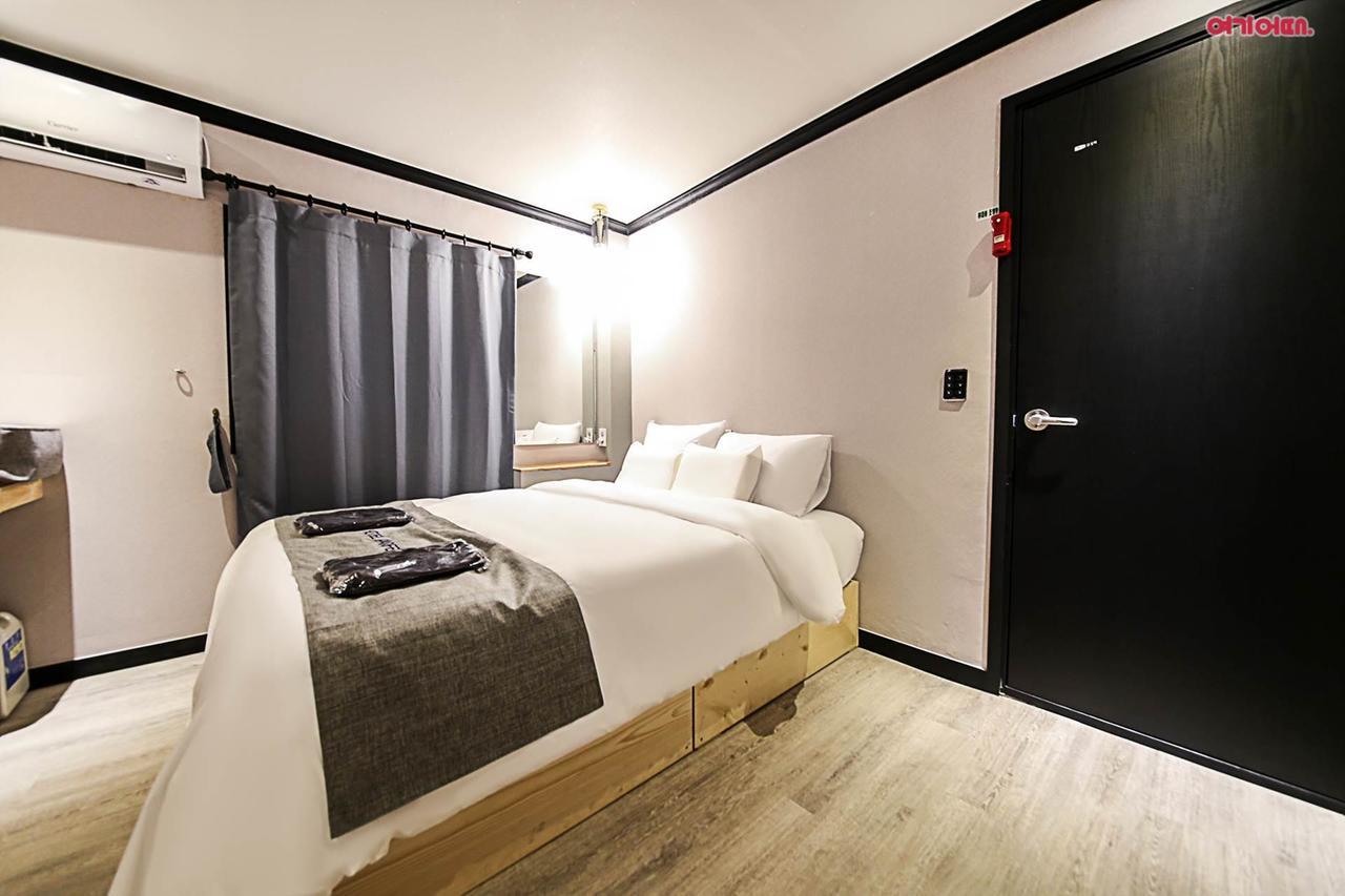 Hotel Parfe Cheonan Exterior photo